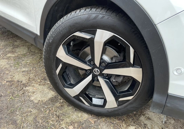 Nissan Qashqai cena 55500 przebieg: 112000, rok produkcji 2013 z Wrocław małe 137
